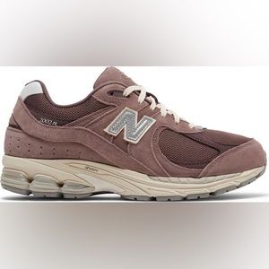 New Balance 2002r - Suede Pack in Dusty Fig